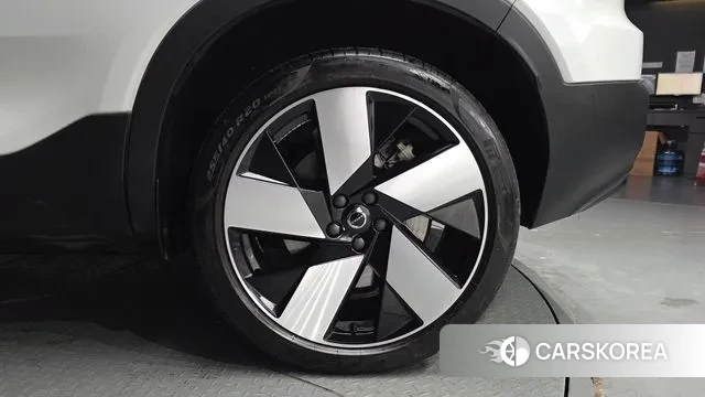 Volvo C40 Richards id 3685147 из Кореи 15