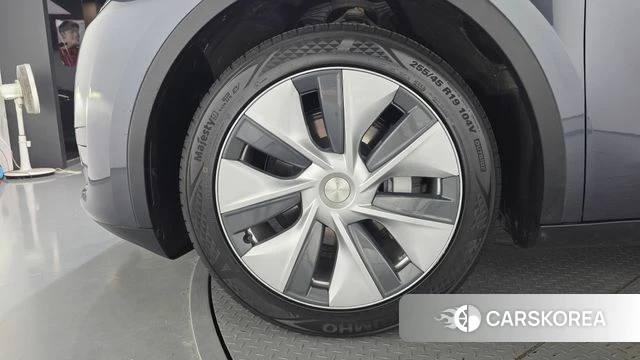 Tesla Model Y id 4711017 из Кореи 15
