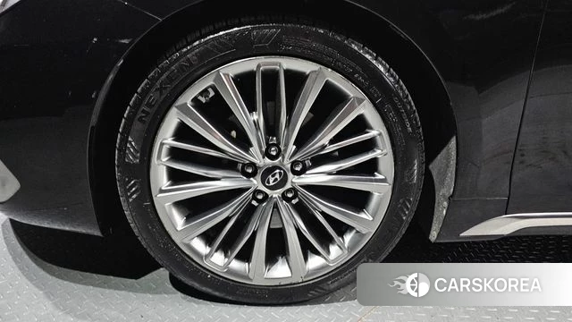 Hyundai Grandeur IG id 4417385 из Кореи 26
