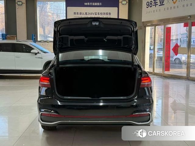 Volkswagen Lavida id 4301443 из Китая 18