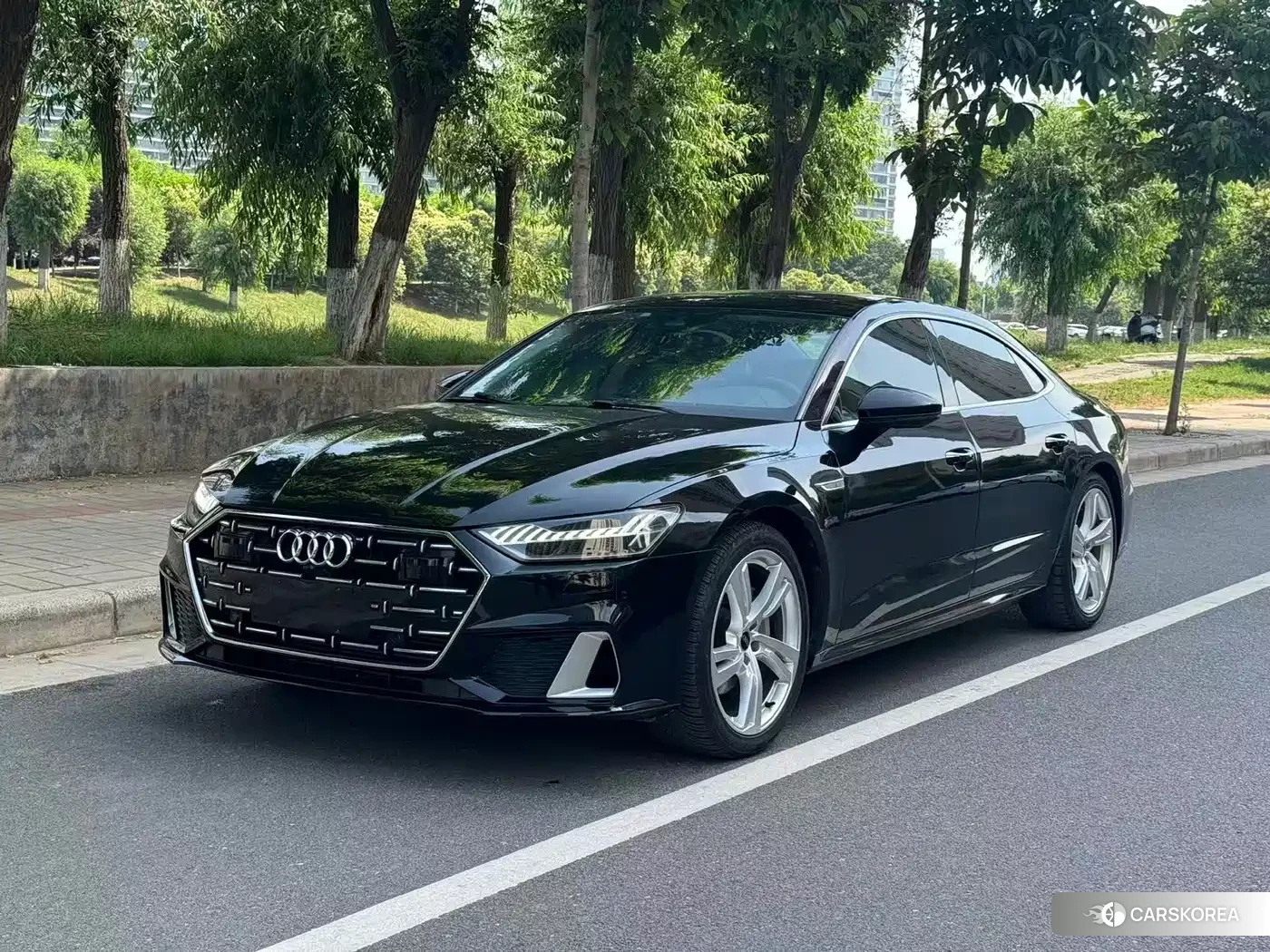 Audi A7L 2023 Черный из Китая, фото 5