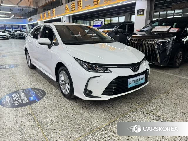 Toyota Corolla 2021 Белый из Китая, фото 5