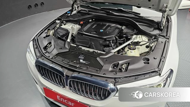 BMW 5 Series (G30) id 4689441 из Кореи 28