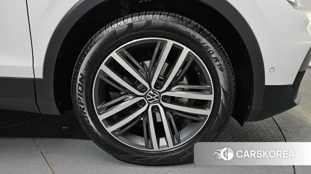 Volkswagen Tiguan second Generation id 3838102 из Кореи 15