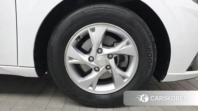 Hyundai Avante (CN7) id 2970098 из Кореи 15