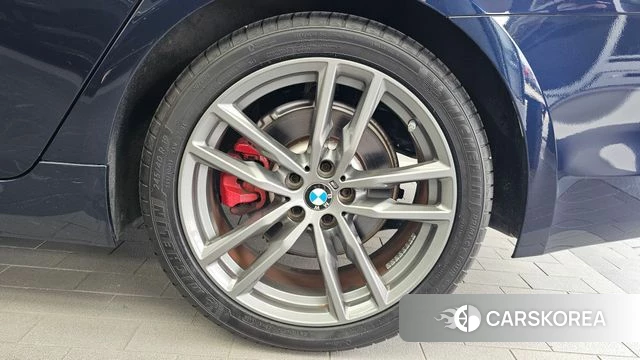 BMW 5 Series (G30) id 4638202 из Кореи 15