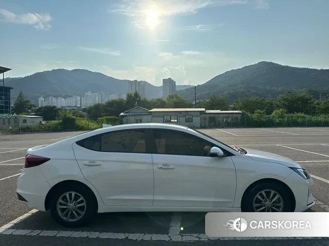 Hyundai The New Avante AD id 3004630 из Кореи 11