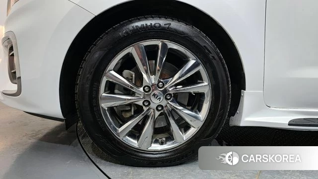 Kia The New Carnival id 4356531 из Кореи 25
