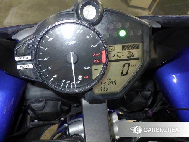 Проданный Yamaha YZF-R1 id 4247952 из Японии, фото 25