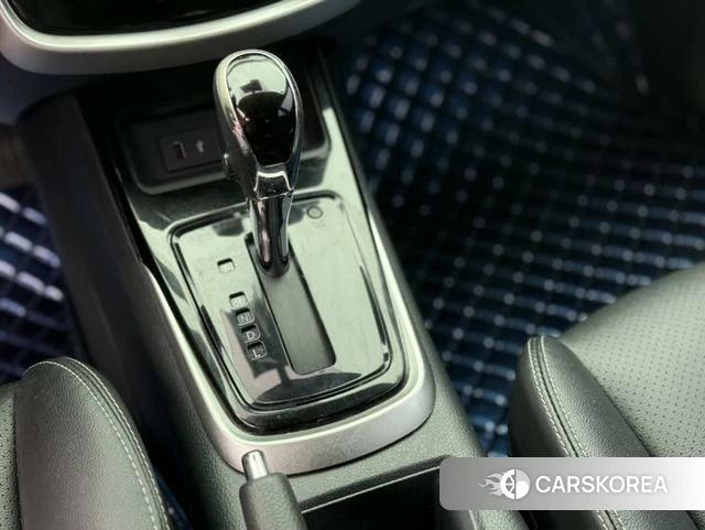 Nissan TIIDA id 4241090 из Китая 9