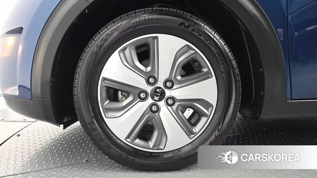 Kia Niro id 4794873 из Кореи 31