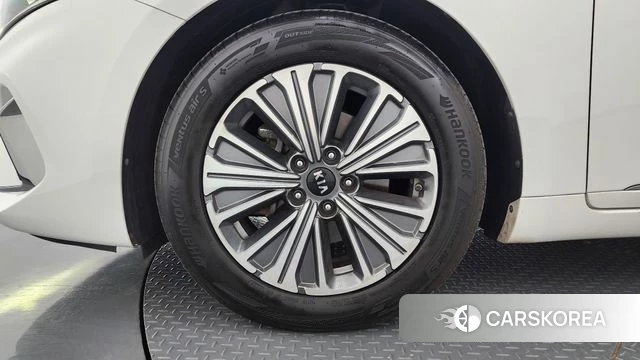 Kia K7 Premier Hybrid id 4502267 из Кореи 32