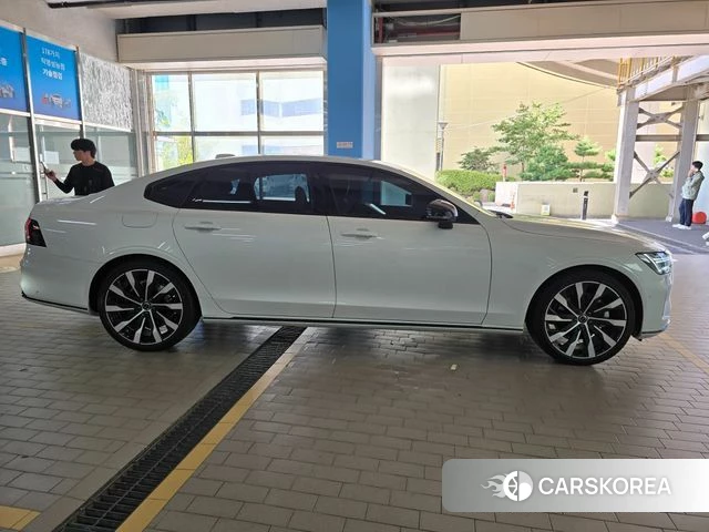 Volvo S90 2026 Белый из Кореи, фото 5