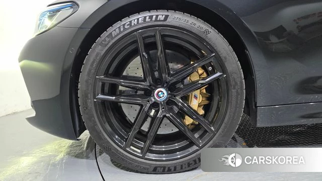 BMW M5 (F90) id 4267923 из Кореи 27