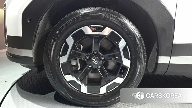 Hyundai Santa Fe (MX5) id 4700886 из Кореи 32