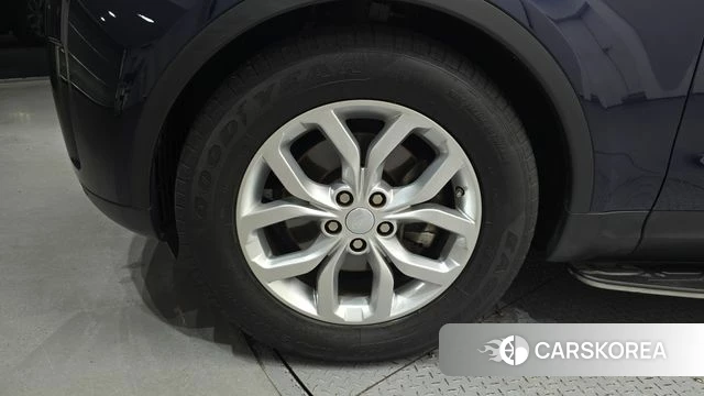 Land Rover Discovery 5 id 4760345 из Кореи 27
