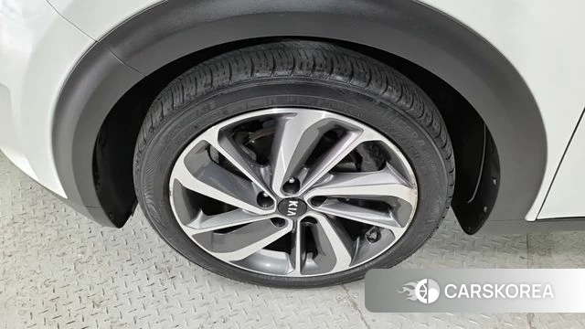 Kia Niro id 3905911 из Кореи 13