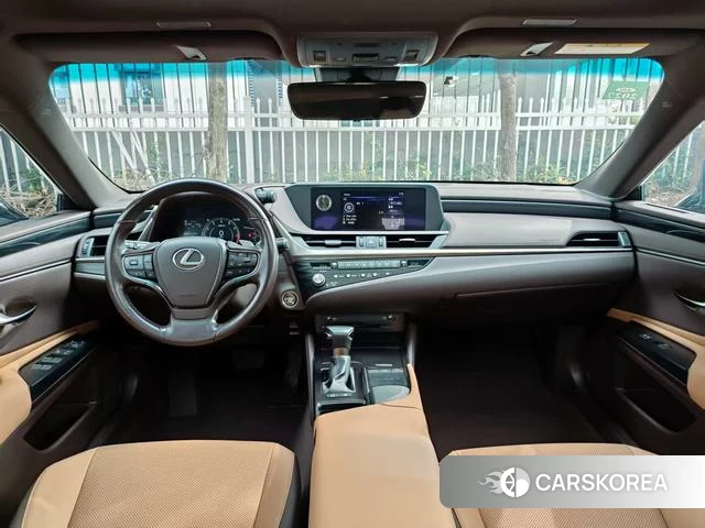 Lexus ES id 4210566 из Китая 15