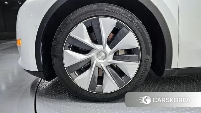 Tesla Model Y id 3561230 из Кореи 15