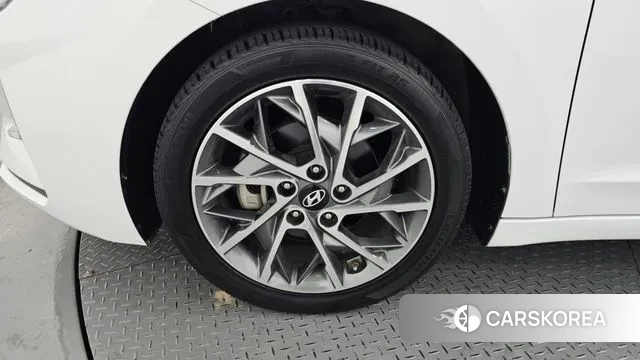 Hyundai The New Avante AD id 3509934 из Кореи 15