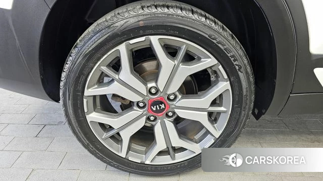 Kia Seltos id 4285156 из Кореи 15