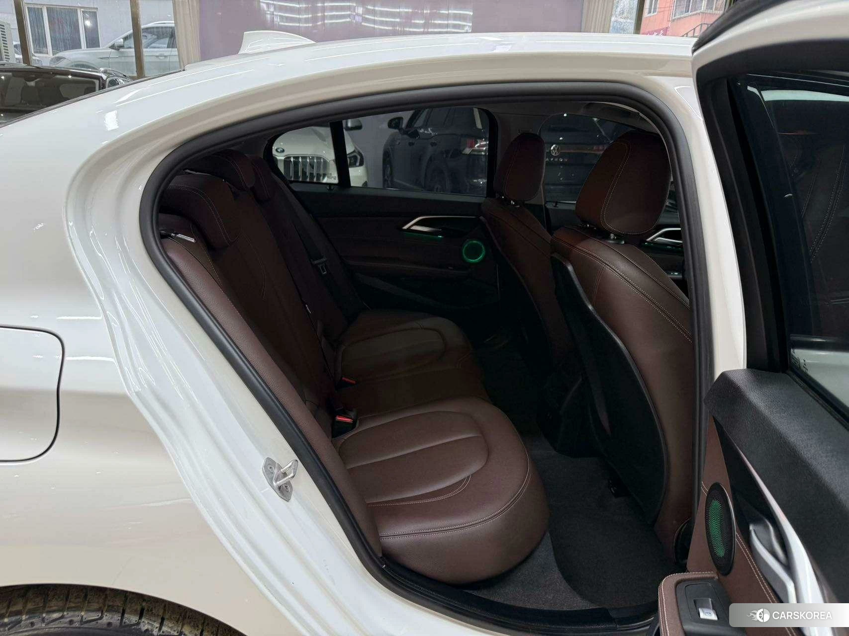 BMW 1 series id 4461241 из Китая 17