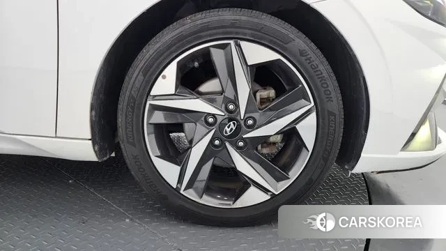 Hyundai Avante (CN7) id 3390293 из Кореи 15