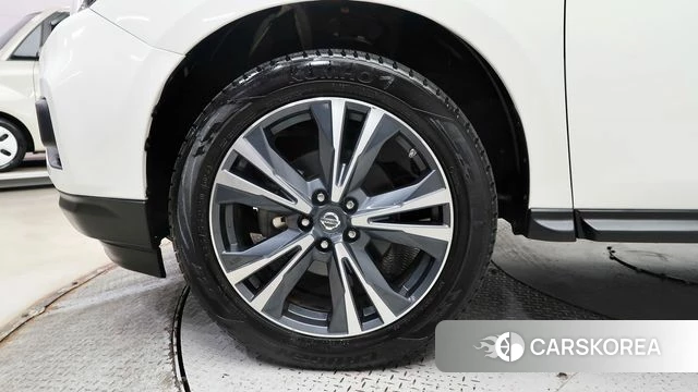 Nissan Pathfinder 4th Generation id 3873610 из Кореи 15