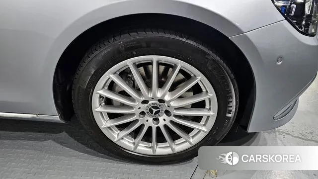 Mercedes-Benz E-Class W213 id 3468139 из Кореи 15