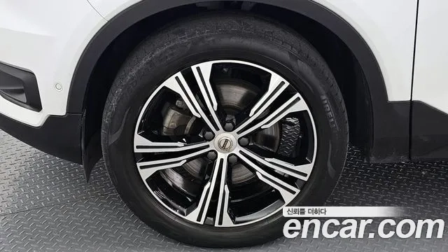 Volvo XC40 id 2949886 из Кореи 15