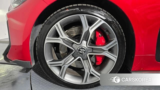 Kia Stinger id 3829018 из Кореи 15