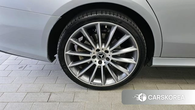 Mercedes-Benz E-Class W213 id 4310003 из Кореи 15