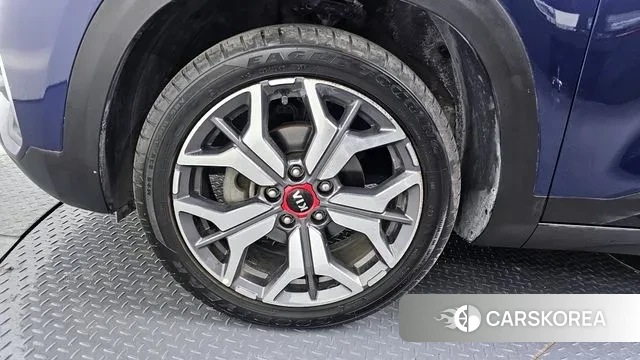 Kia Seltos id 3616591 из Кореи 15