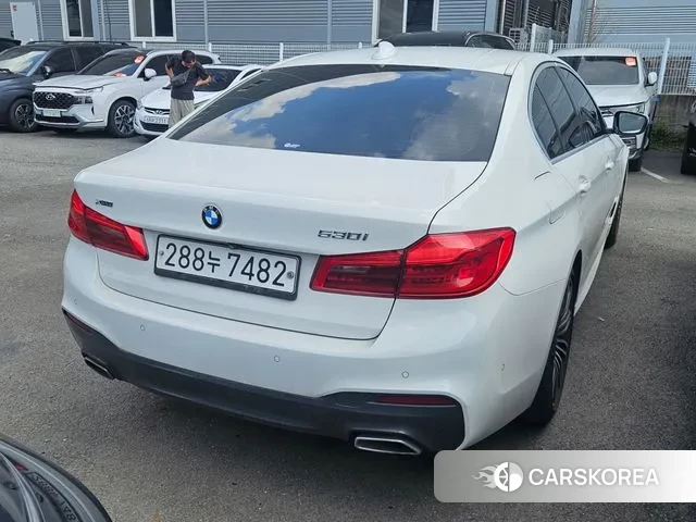 BMW 5 Series (G30) 2019 Белый из Кореи, фото 6
