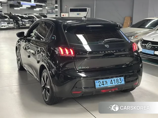 Peugeot e-208 second Generation id 3041329 из Кореи 15