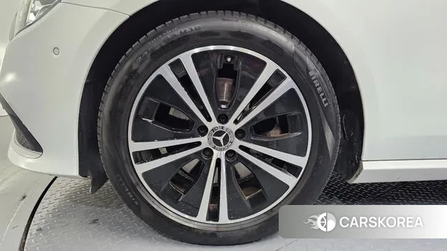 Mercedes-Benz E-Class W213 id 3468821 из Кореи 15