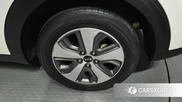 Kia Niro id 3313324 из Кореи 15