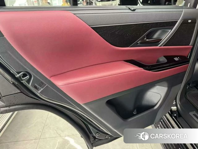Lexus LX id 4273868 из Китая 8