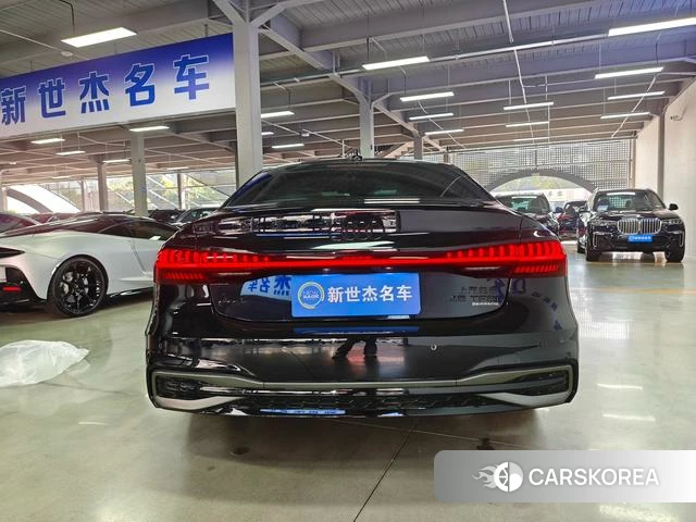 Audi A7L id 4274137 из Китая 12