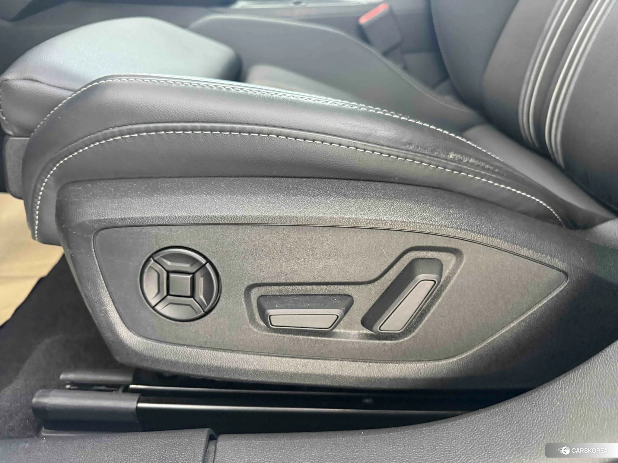 Audi A3 id 4498469 из Китая 17