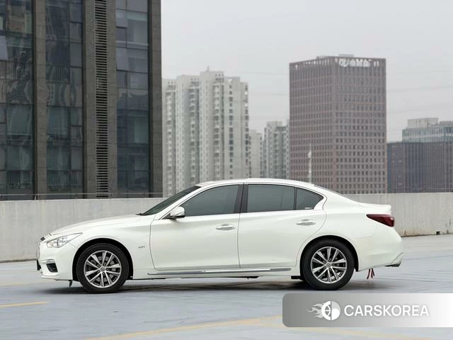 Infiniti Q50L 2023 Белый из Китая, фото 5