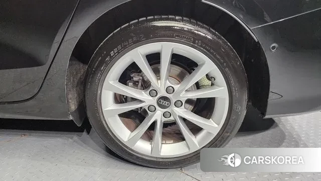 Audi A3 (8Y) id 3246103 из Кореи 15