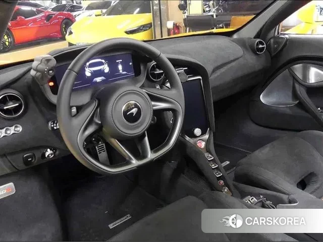 McLaren 750S id 3153486 из Кореи 15