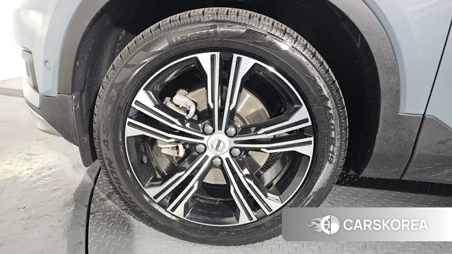 Volvo XC40 id 3561145 из Кореи 15