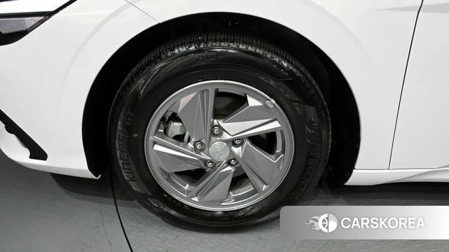 Hyundai The New Avante (CN7) id 3838395 из Кореи 15