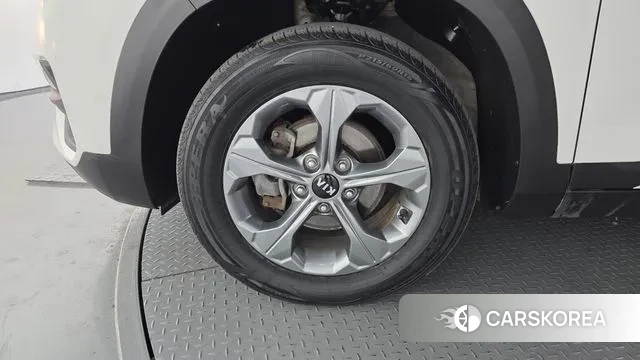 Kia Seltos id 3428443 из Кореи 15