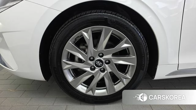 Hyundai The New Grandeur IG Hybrid id 4923352 из Кореи 29