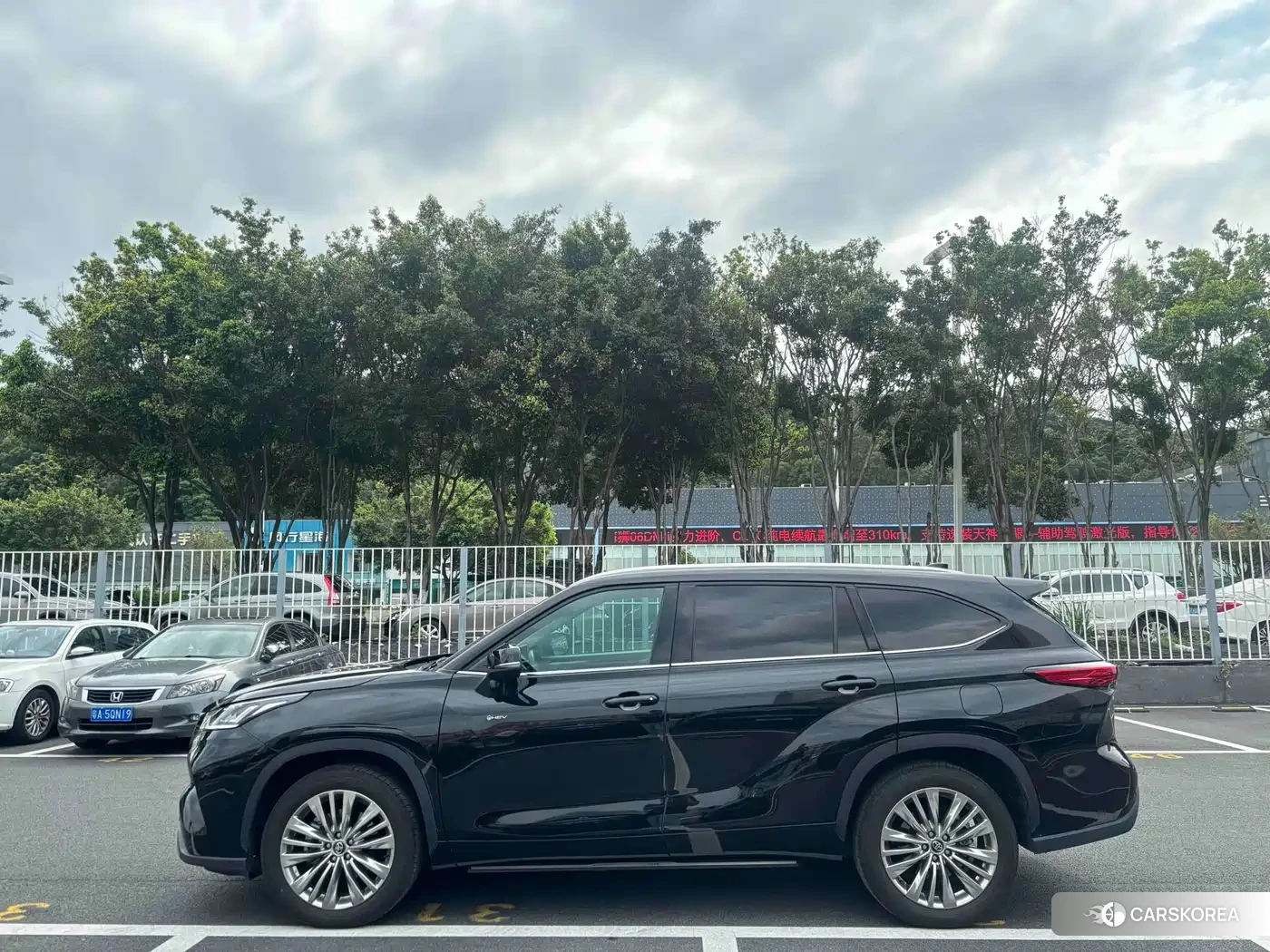 Toyota Highlander id 4600568 из Китая 13
