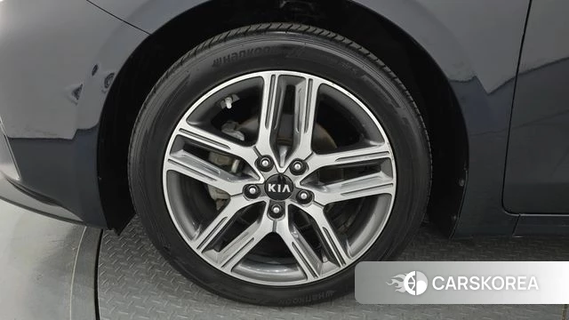 Kia Come New K3 id 4785655 из Кореи 29
