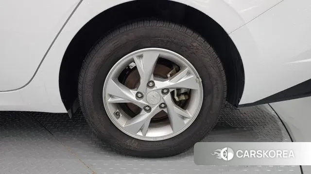 Hyundai Avante (CN7) id 2999637 из Кореи 15